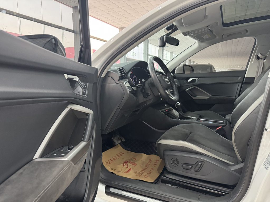 Audi Q3 2021 35 TFSI Progressive Dynamic Edition - Huishida Trading