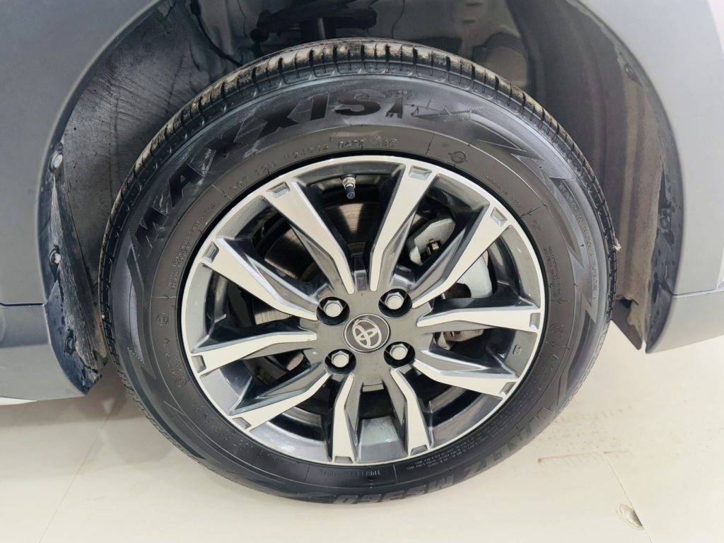 YARiS L 2022 Модель Yaris X 1.5L CVT Luxury PLUS Edition - Huishida Trading