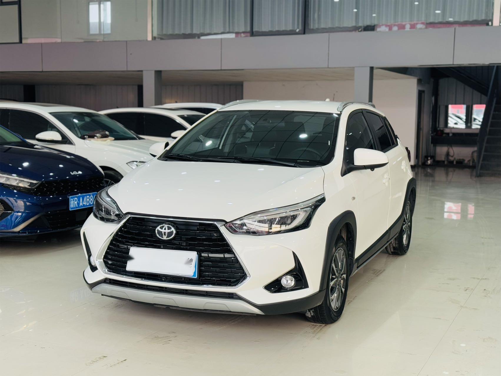 YARiS L 2022 Модель Yaris X 1.5L CVT Luxury PLUS Edition