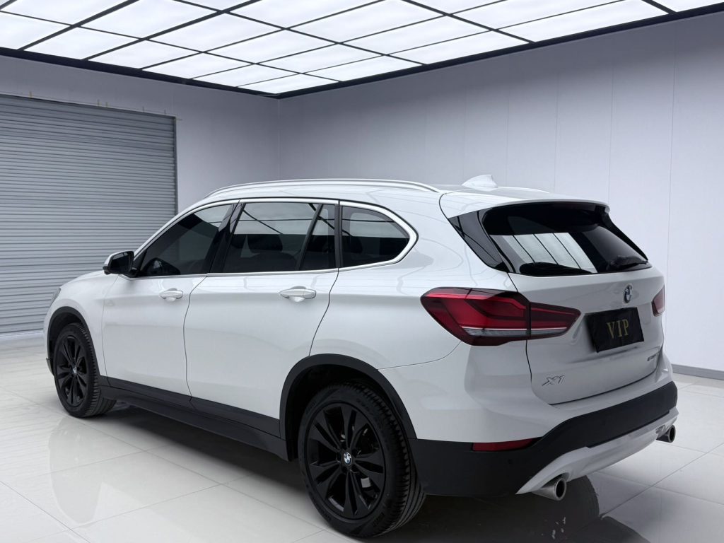 BMW X1 2021 sDrive20Li Fashion Edition - Huishida Trading