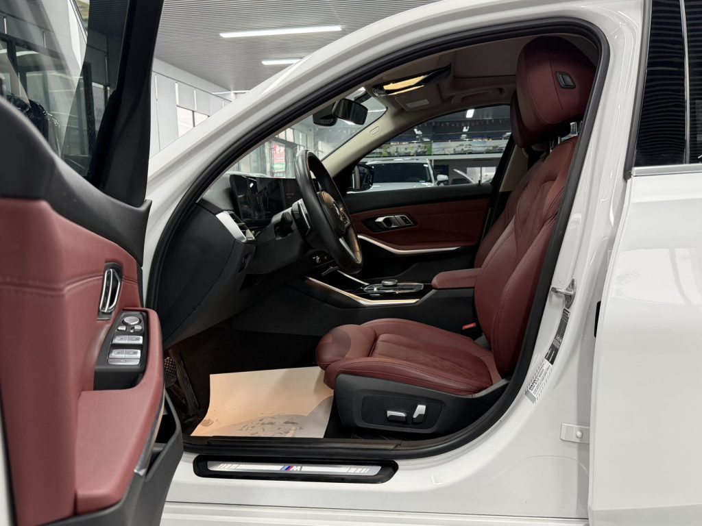 BMW 3 Series 2023 320Li M Sport Package - Huishida Trading