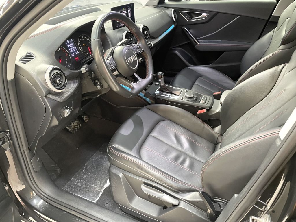 Audi Q2L 2022 35 TFSI Progressive Dynamic Edition National VI - Huishida Trading