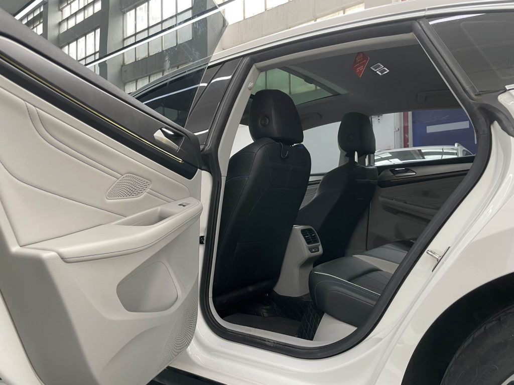 Volkswagen LMANDO L 2022 L 280TSI DSG Super Hot Flagship Edition - Huishida Trading