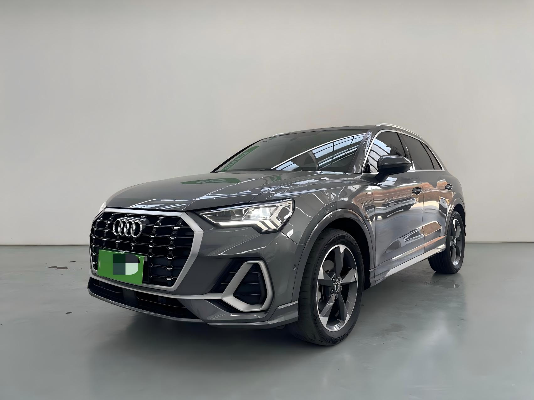 Audi Q3  2022 Модель 35 TFSI Sportline