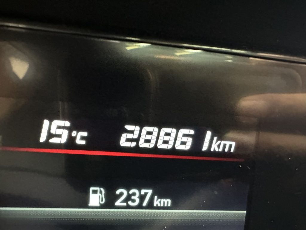 Hyundai Elantra 2022 года 1,5 л CVT LUX Premium Edition - Huishida Trading