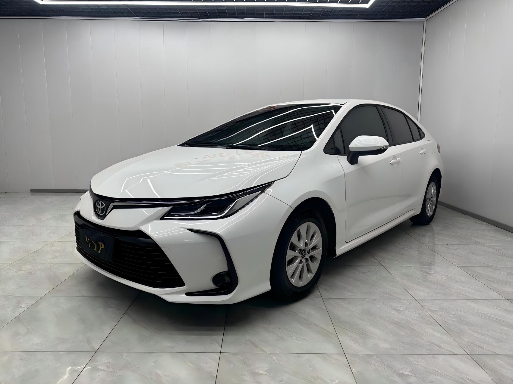 Toyota Corolla 2022 модельного года  TNGA 1,5 л CVT Pioneer Edition