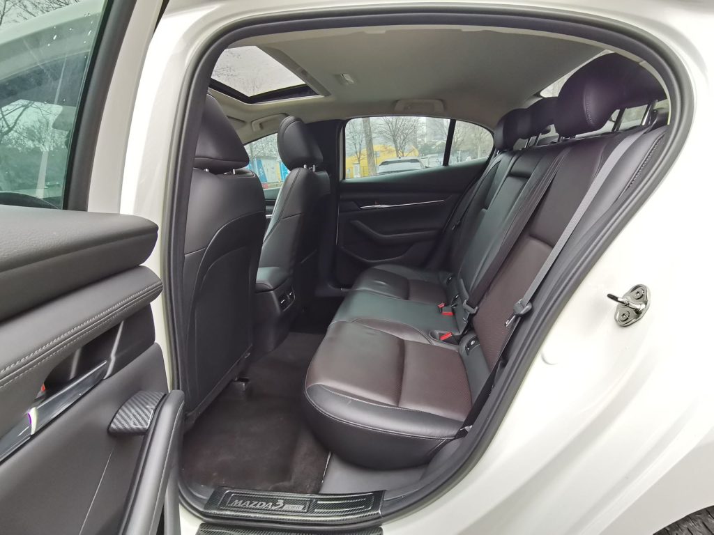 Mazda3 Axela 2021 2.0L Automatic Premium Edition - Huishida Trading