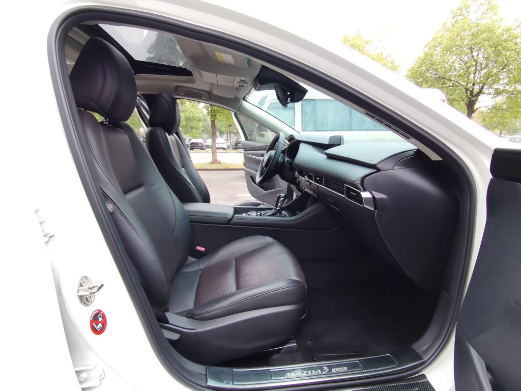 Mazda3 Axela 2021 2.0L Automatic Premium Edition - Huishida Trading