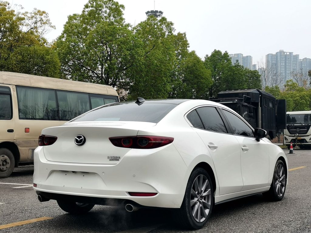 Mazda3 Axela 2021 2.0L Automatic Premium Edition - Huishida Trading