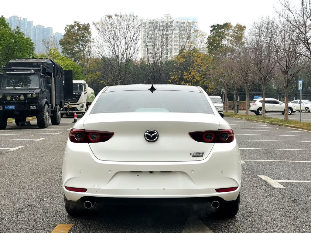 Mazda3 Axela 2021 2.0L Automatic Premium Edition - Huishida Trading