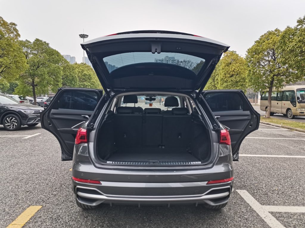 Audi Q3 2021 35 TFSI Sportline - Huishida Trading