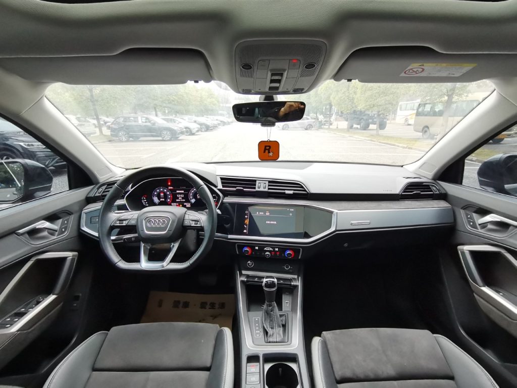 Audi Q3 2021 35 TFSI Sportline - Huishida Trading