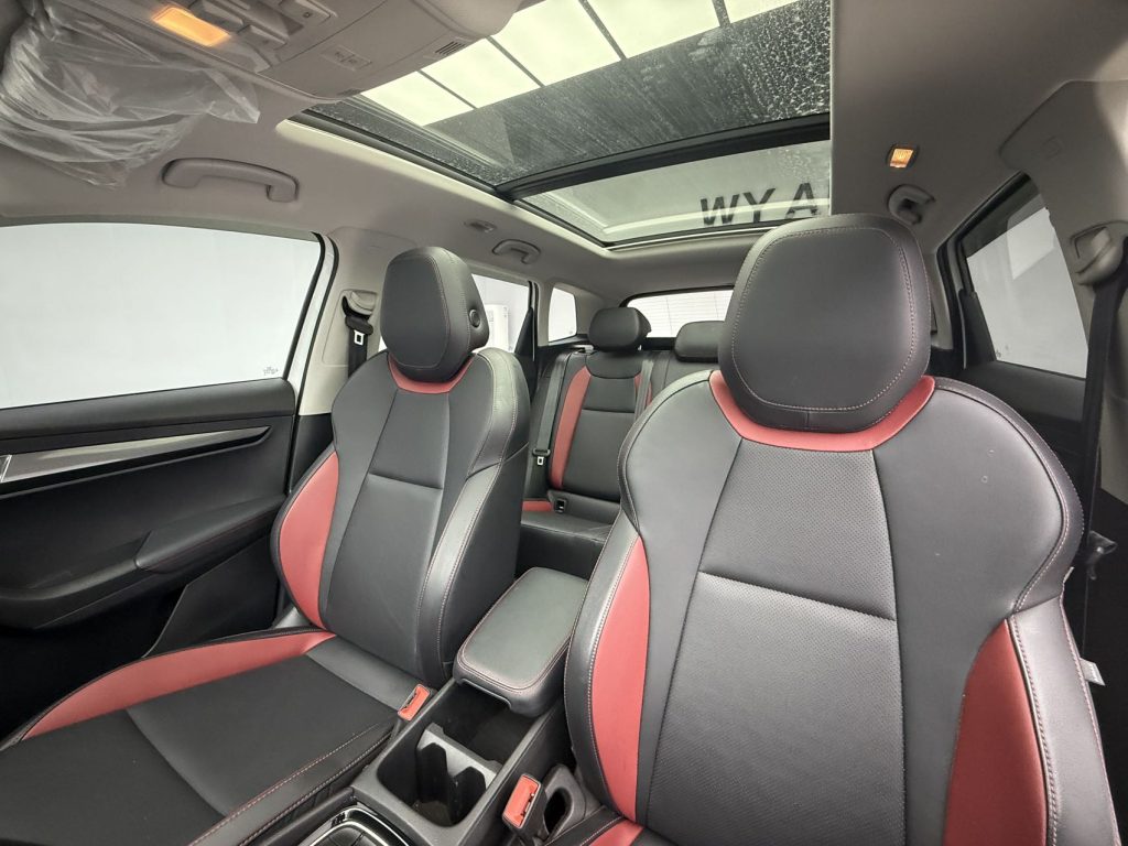 Skoda KAROQ 2023 TSI280 Smart Edition - Huishida Trading