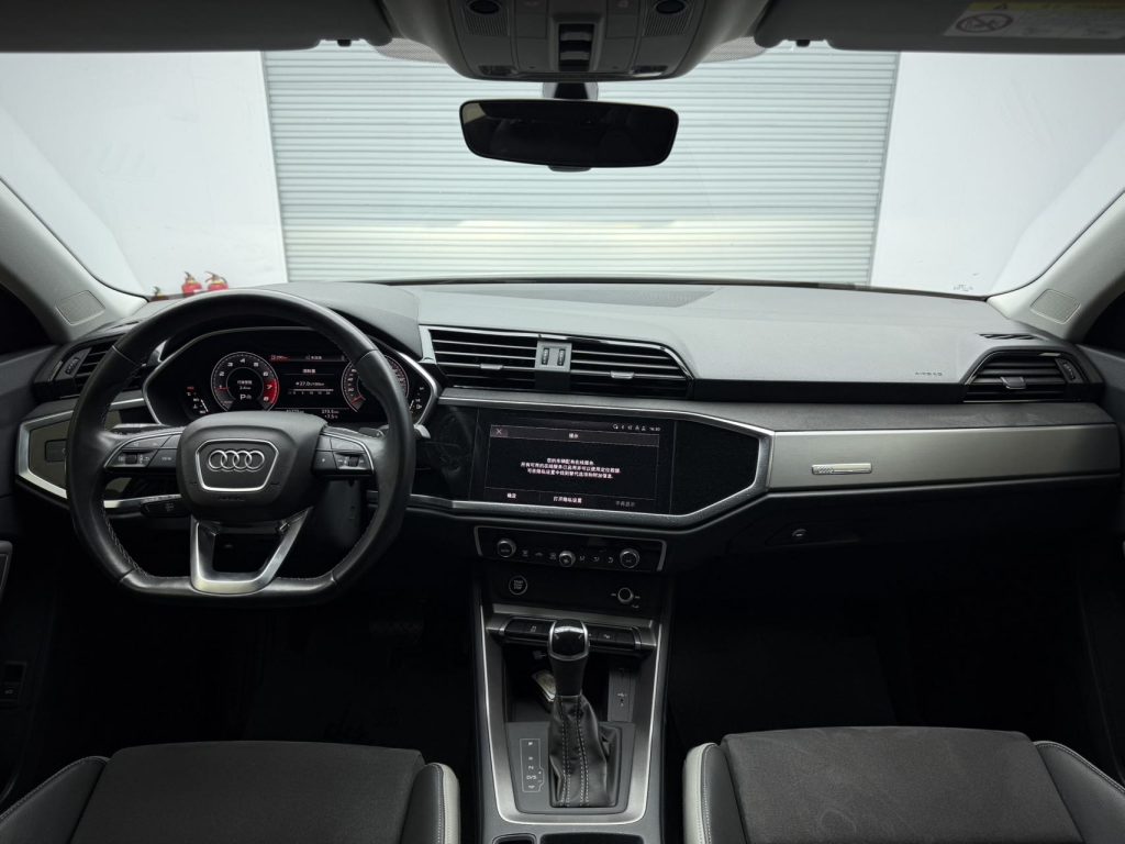 Audi Q3 2022 35 TFSI Sportline - Huishida Trading