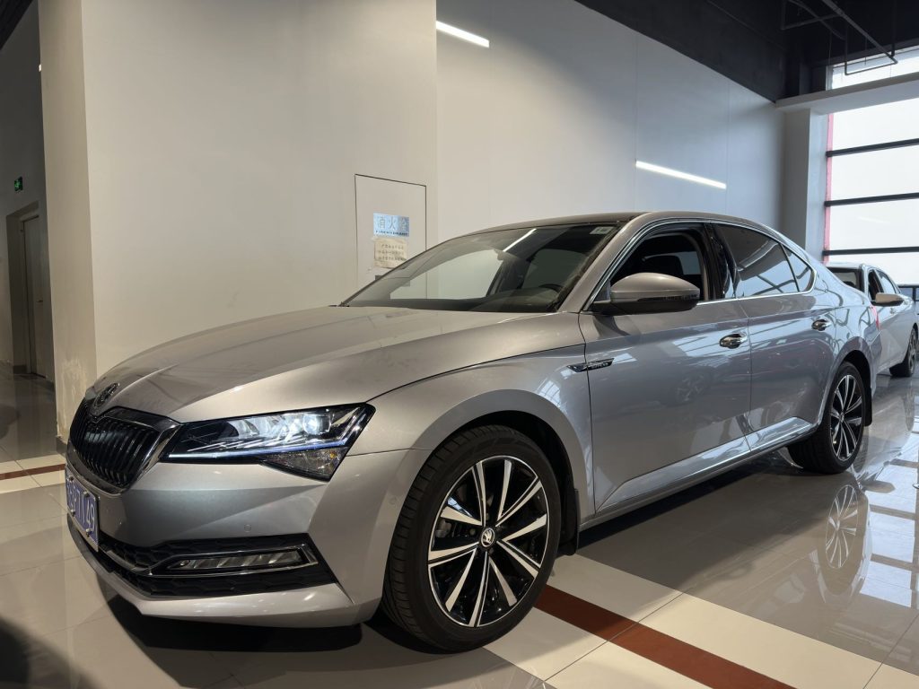 Škoda Superb 2022 года TSI280 DSG Prestige Edition - Huishida Trading