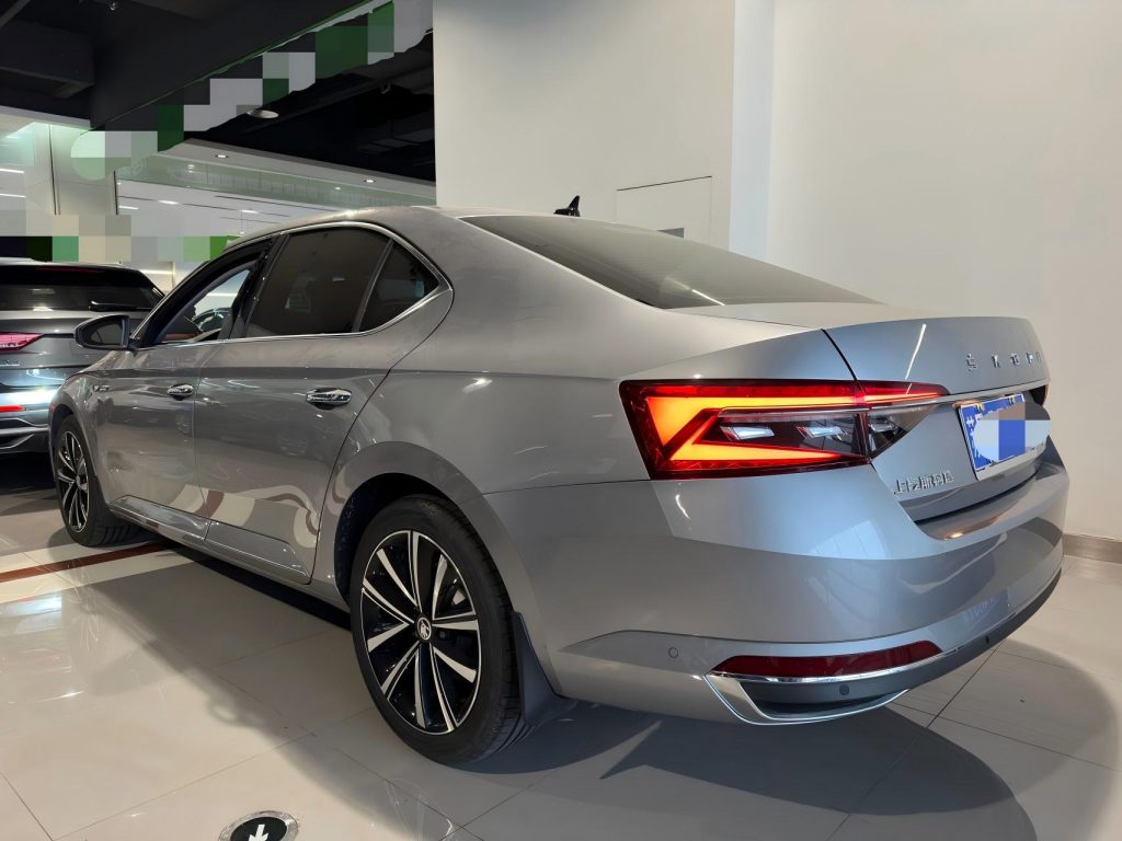 Škoda Superb 2022 года TSI280 DSG Prestige Edition - Huishida Trading