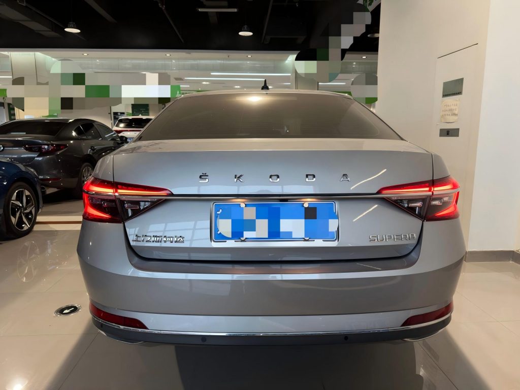 Škoda Superb 2022 года TSI280 DSG Prestige Edition - Huishida Trading