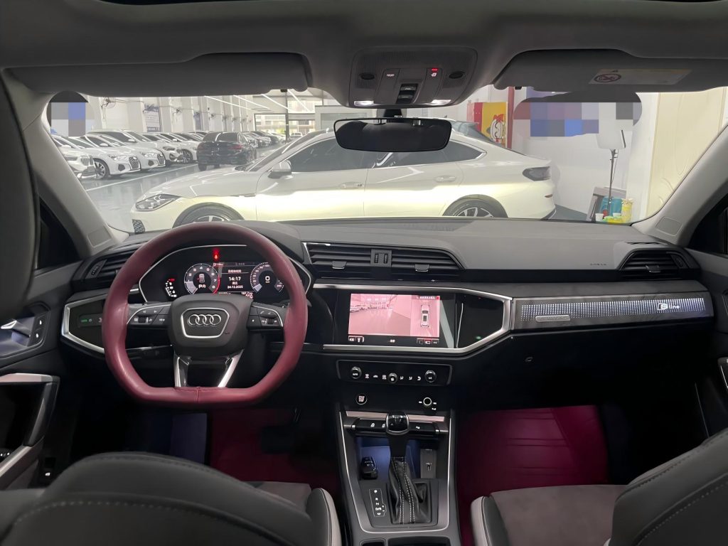 Audi Q3 2021 года 35 TFSI Sportline - Huishida Trading