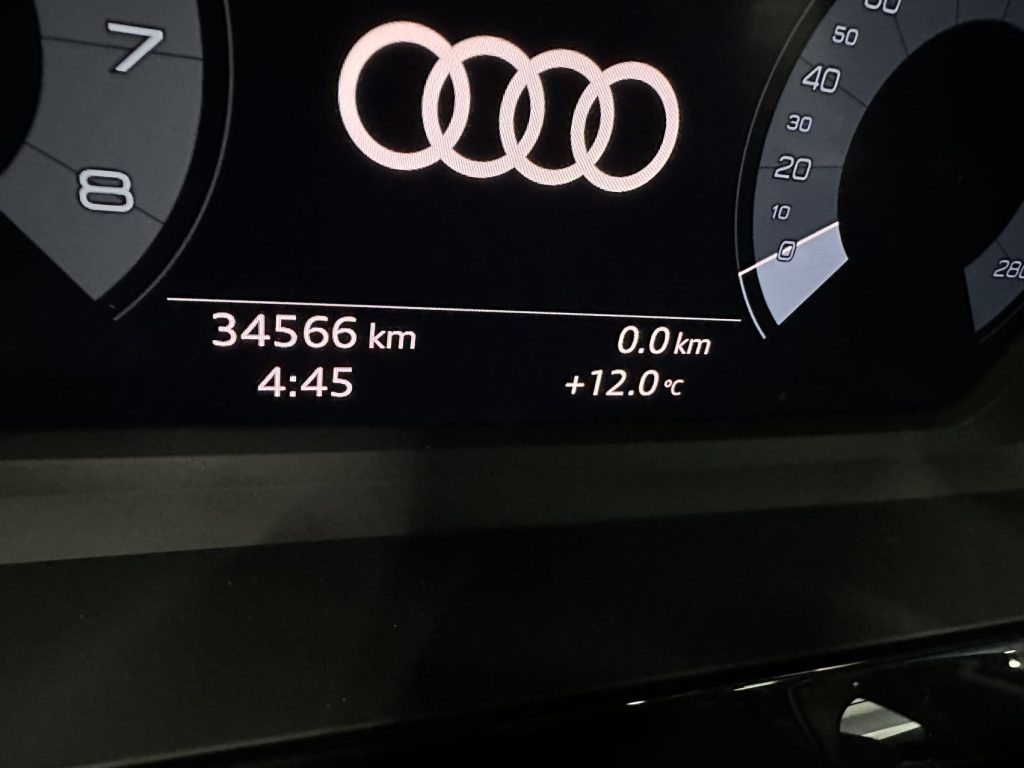 Audi A3 2022 A3L Limousine 35 TFSI Sportline - Huishida Trading