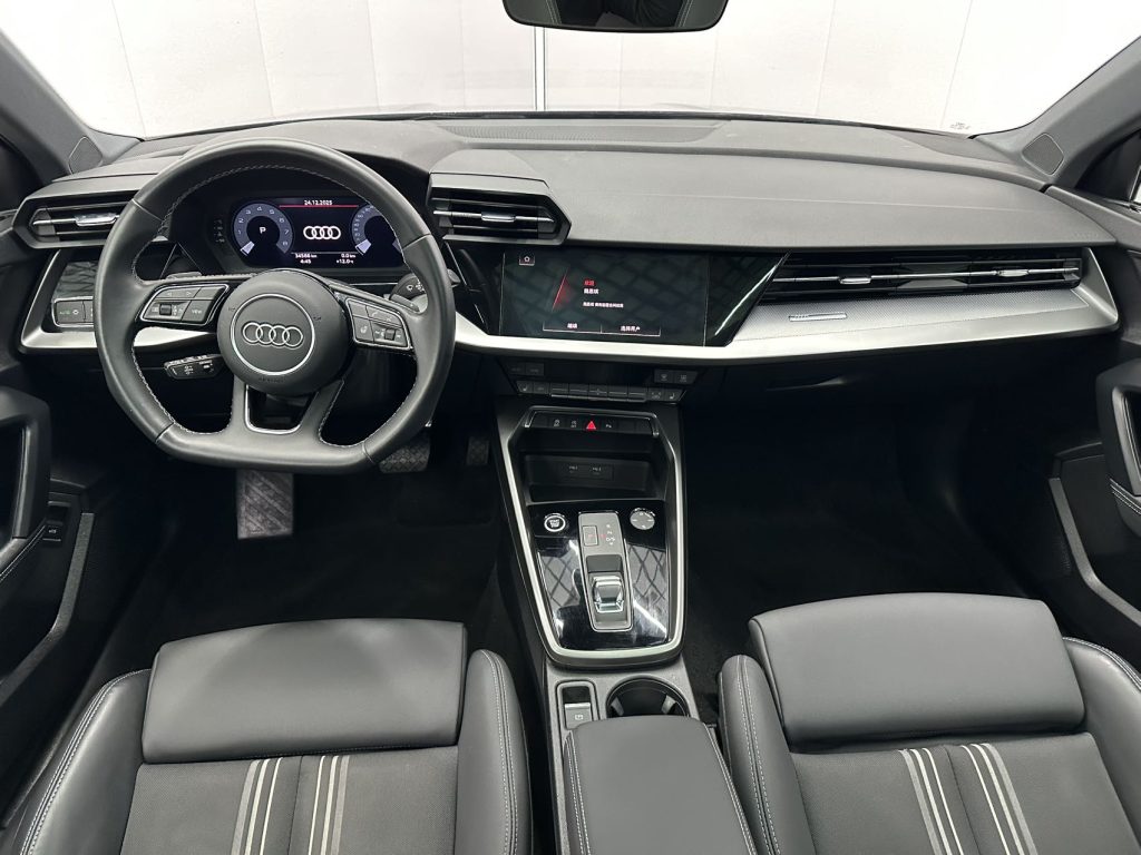 Audi A3 2022 A3L Limousine 35 TFSI Sportline - Huishida Trading