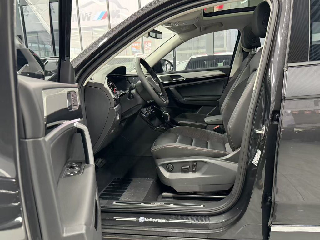 VolkswagenTAYRON 2022 280TSI 2WD Luxury Smart Connect Edition - Huishida Trading