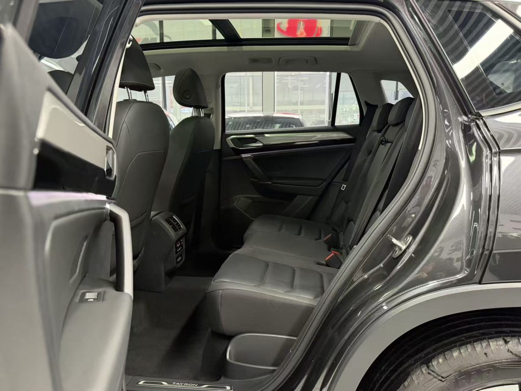 VolkswagenTAYRON 2022 280TSI 2WD Luxury Smart Connect Edition - Huishida Trading