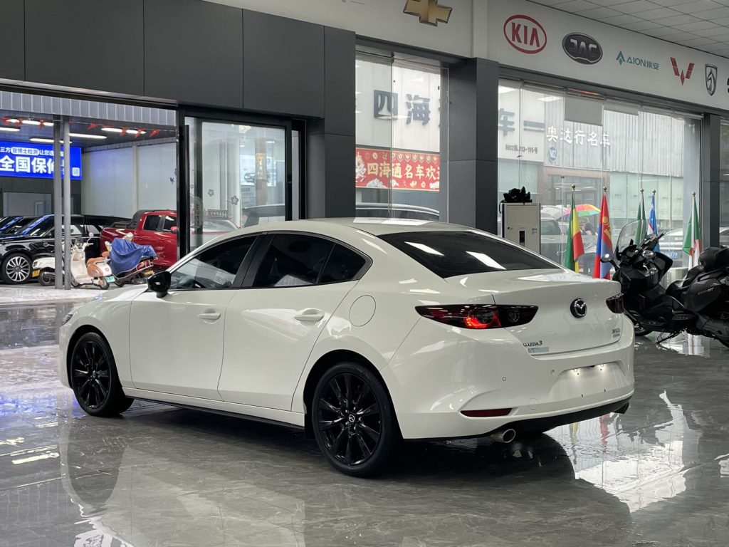 Mazda3 Axela 2022 2.0L Automatic Elegance Edition - Huishida Trading