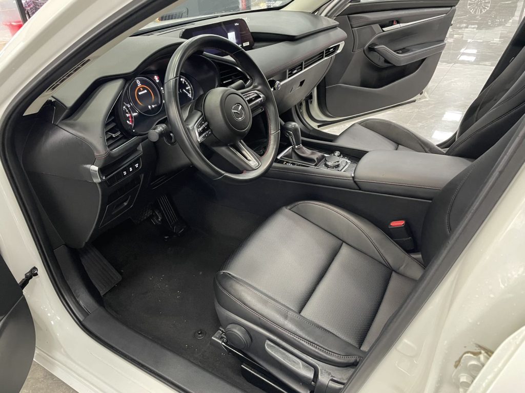 Mazda3 Axela 2022 2.0L Automatic Elegance Edition - Huishida Trading