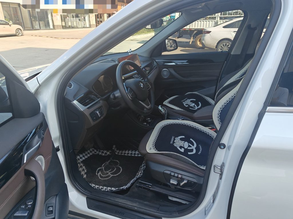 BMW X1 2022 sDrive20Li Fashion Edition - Huishida Trading