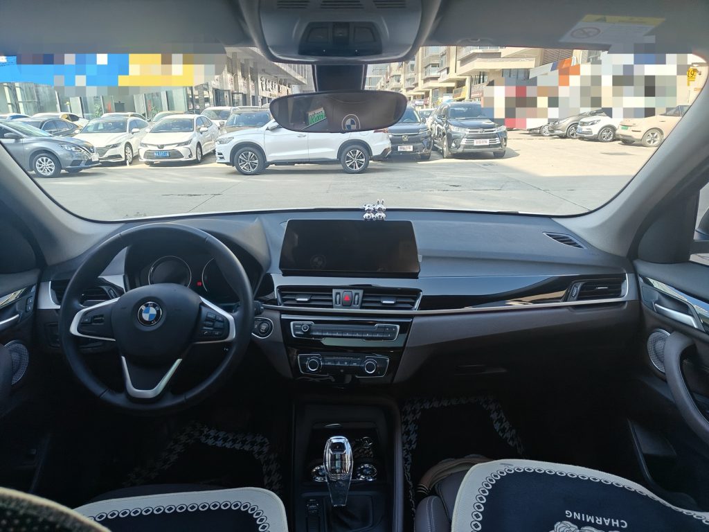 BMW X1 2022 sDrive20Li Fashion Edition - Huishida Trading