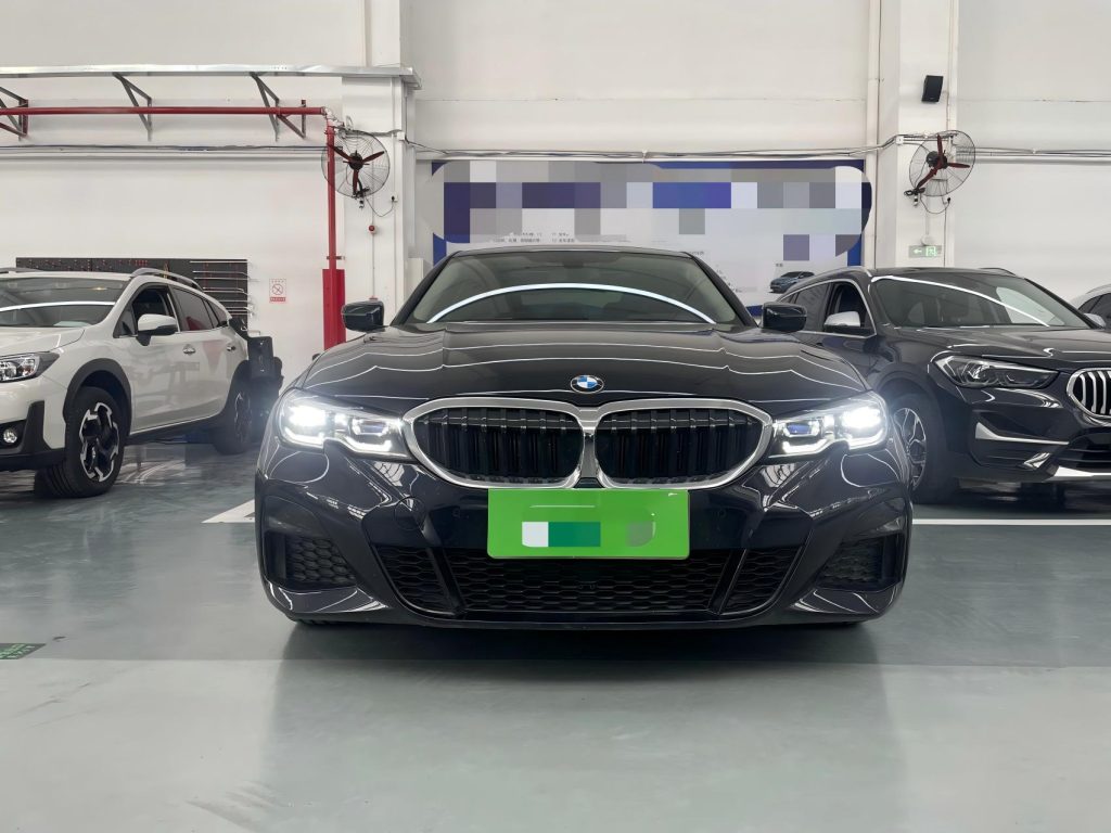 BMW 3 серии 2022 года 320Li M Sport Package - Huishida Trading