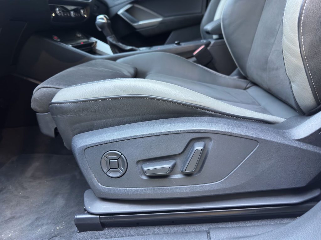 Audi Q3 2022 35 TFSI Progressive Dynamic Edition - Huishida Trading