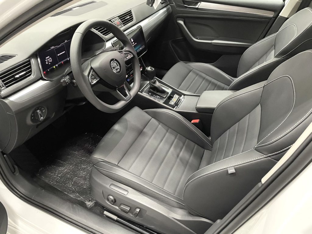 SKODA Superb 2023 Facelift TSI280 DSG Prestige Edition - Huishida Trading