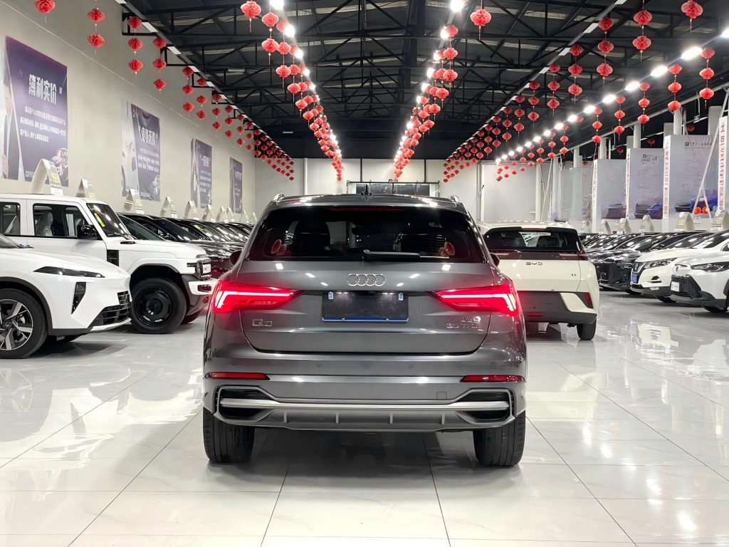 Audi Q3 2022 35 TFSI Sportline National VI - Huishida Trading