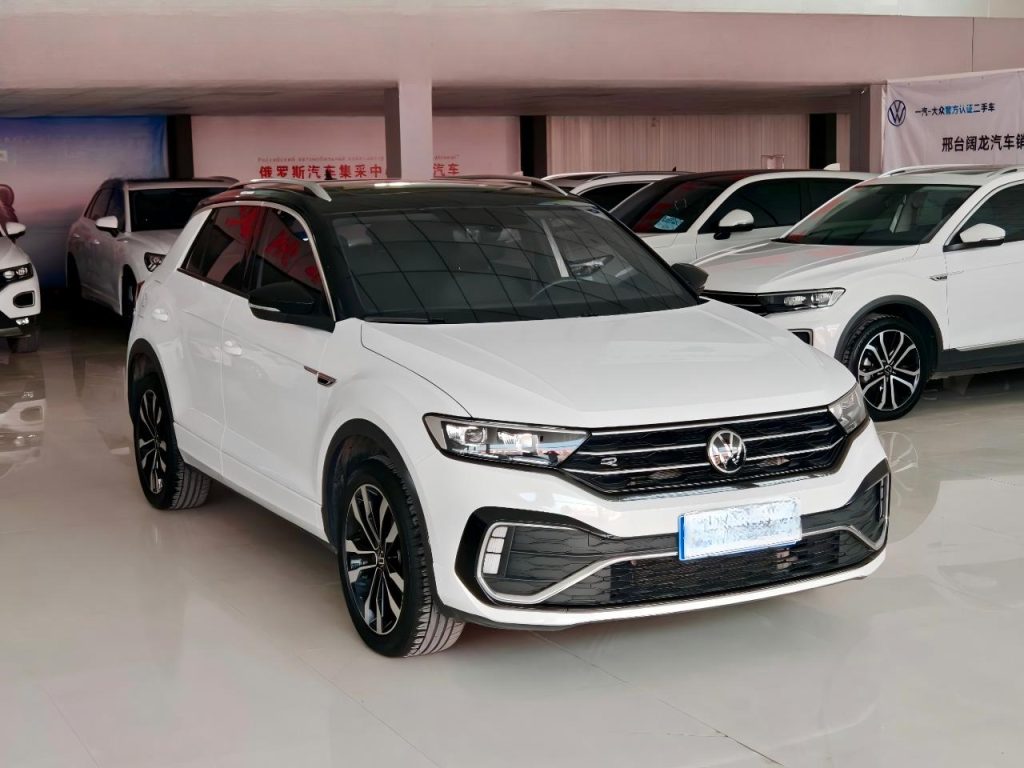 Volkswagen T-ROC 2022 280TSI DSG Передний привод R-Line Pro PLUS - Huishida Trading