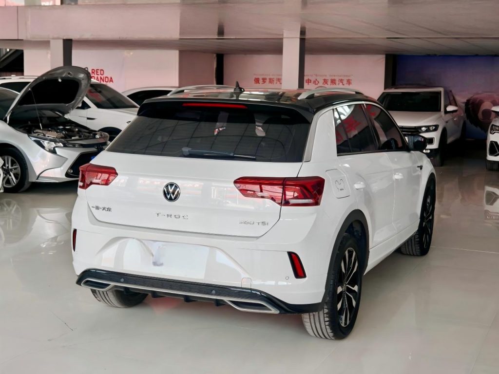 Volkswagen T-ROC 2022 280TSI DSG Передний привод R-Line Pro PLUS - Huishida Trading