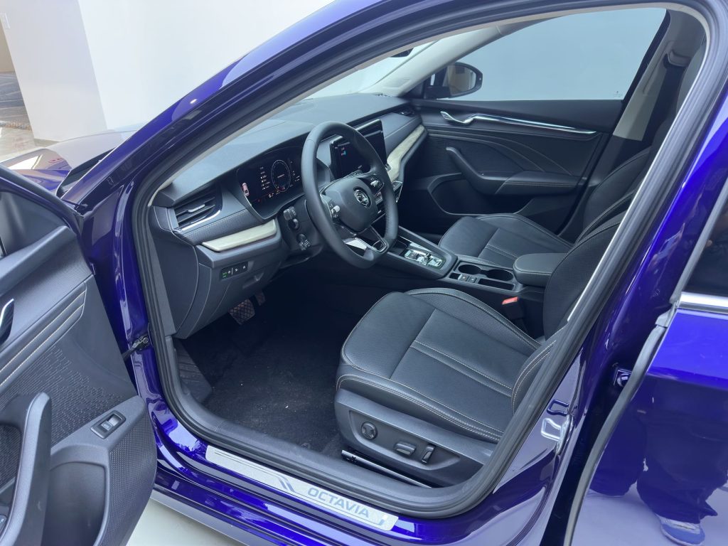 Škoda Octavia 2023 Facelift PRO TSI280 Luxury Edition - Huishida Trading