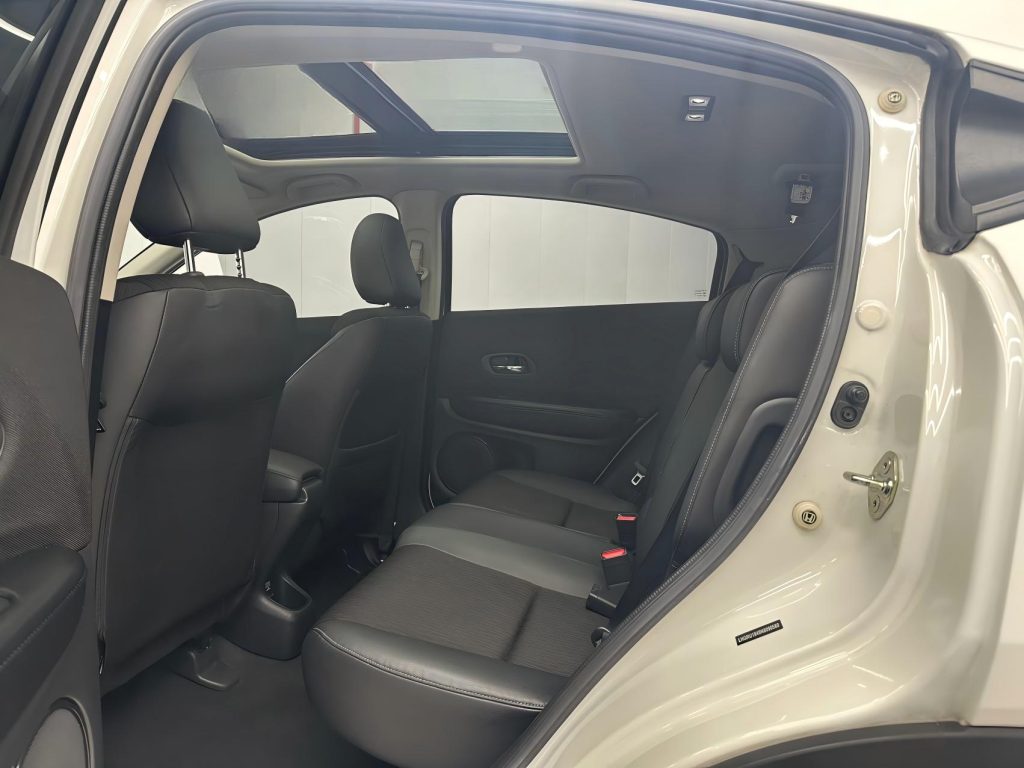 Honda Vezel 2022 года 1,5 л CVT Phantom Night·Pioneer Edition - Huishida Trading