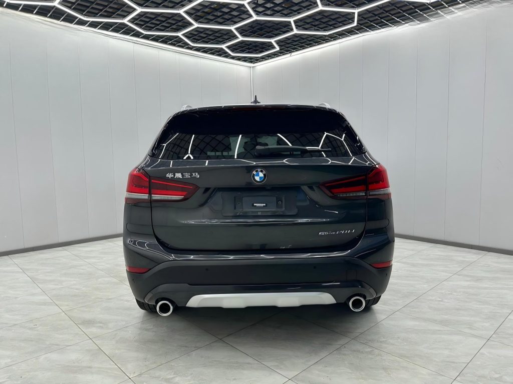 BMW X1 2022 sDrive20Li Fashion Edition - Huishida Trading