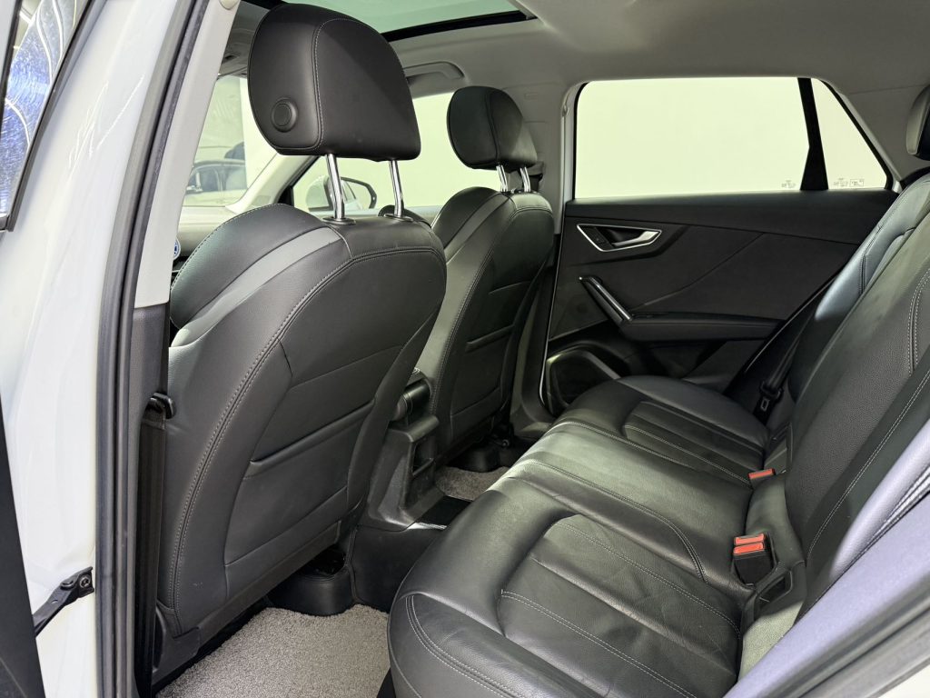 Audi Q2L 2021 35 TFSI Sporty Style - Huishida Trading