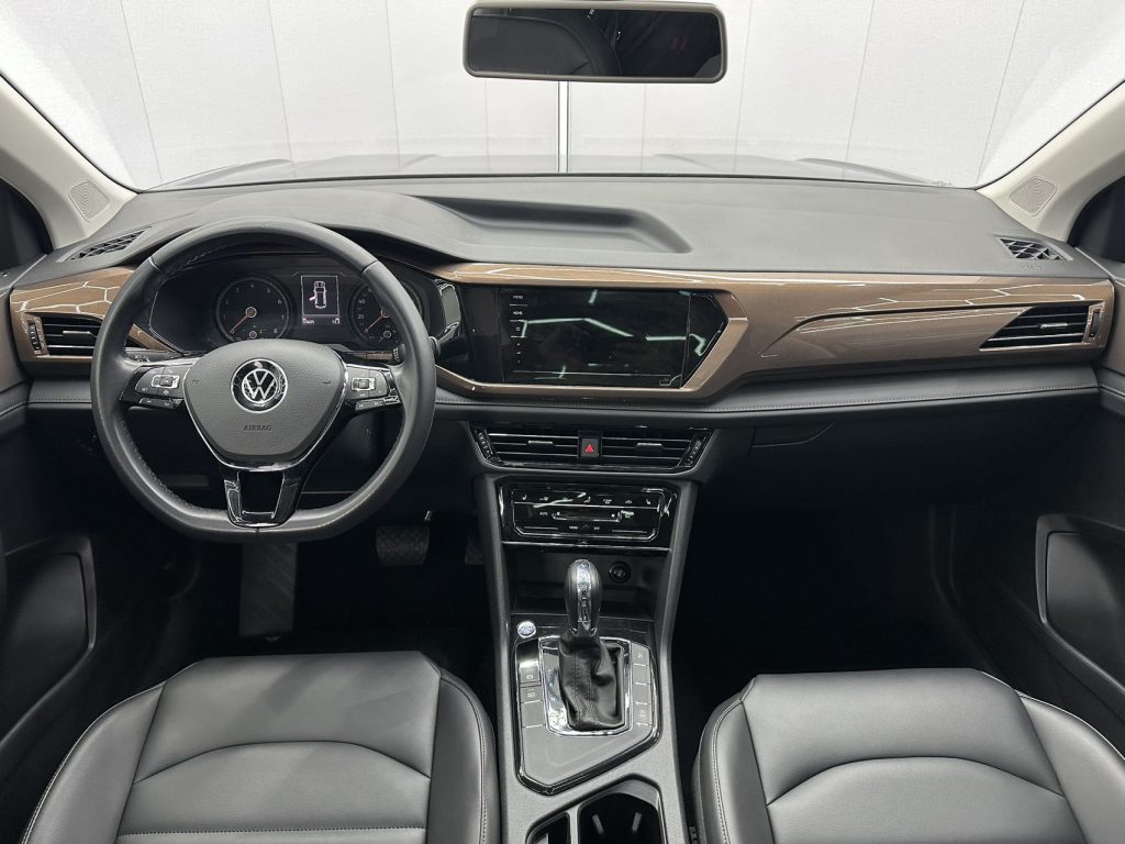 Volkswagen Tharu 2021 280TSI Two-Wheel Drive Luxury Edition PLUS - Huishida Trading