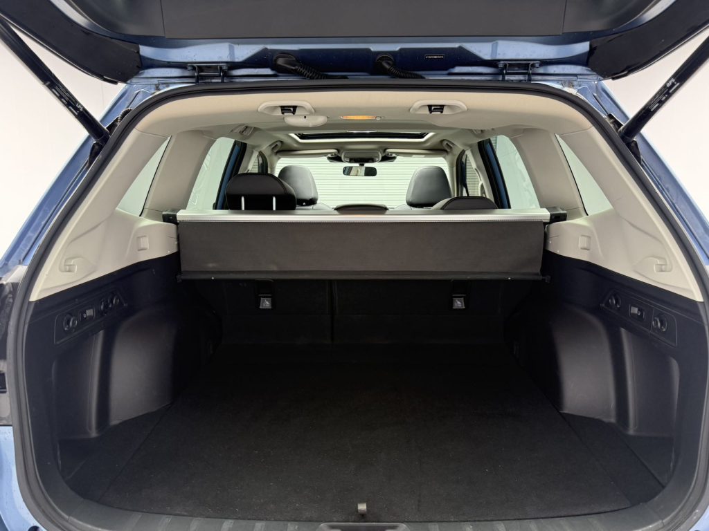 Subaru Forester 2022 2.0i AWD Flagship Edition EyeSight - Huishida Trading