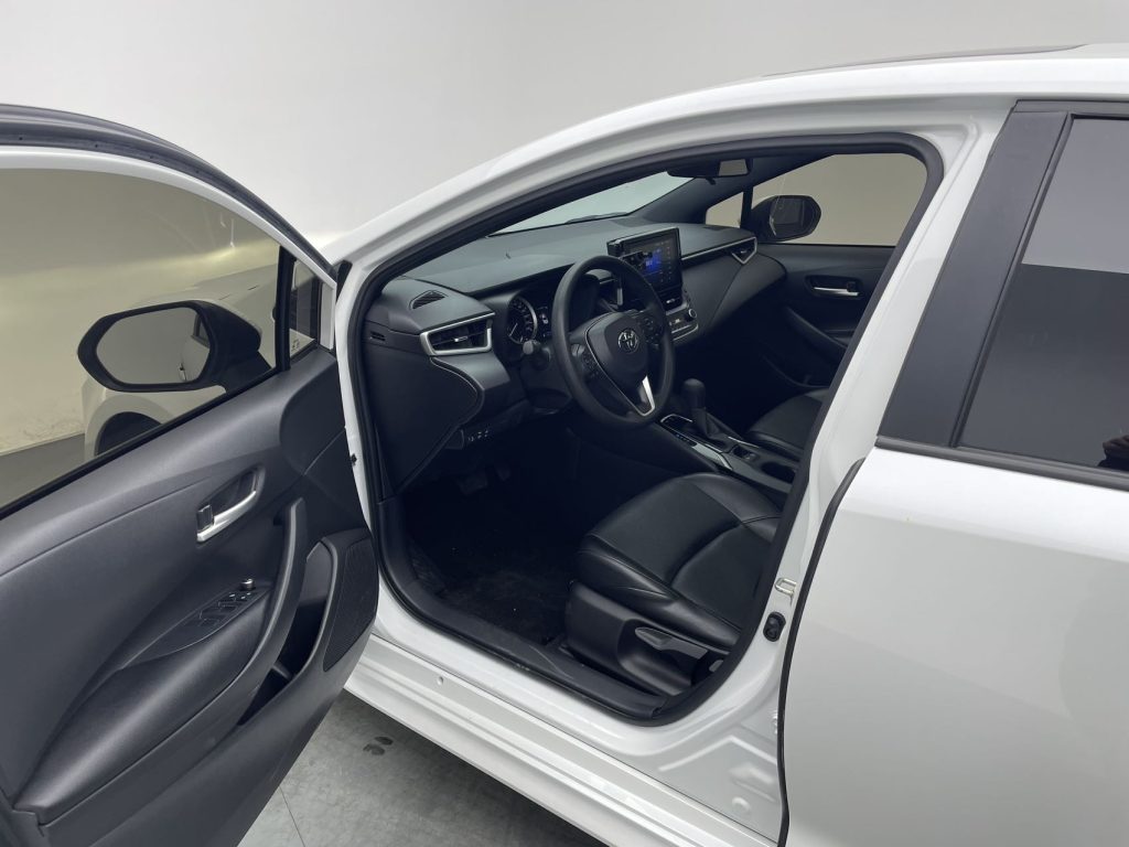 Toyota Levin 2022 года 185T CVT Luxury Edition - Huishida Trading