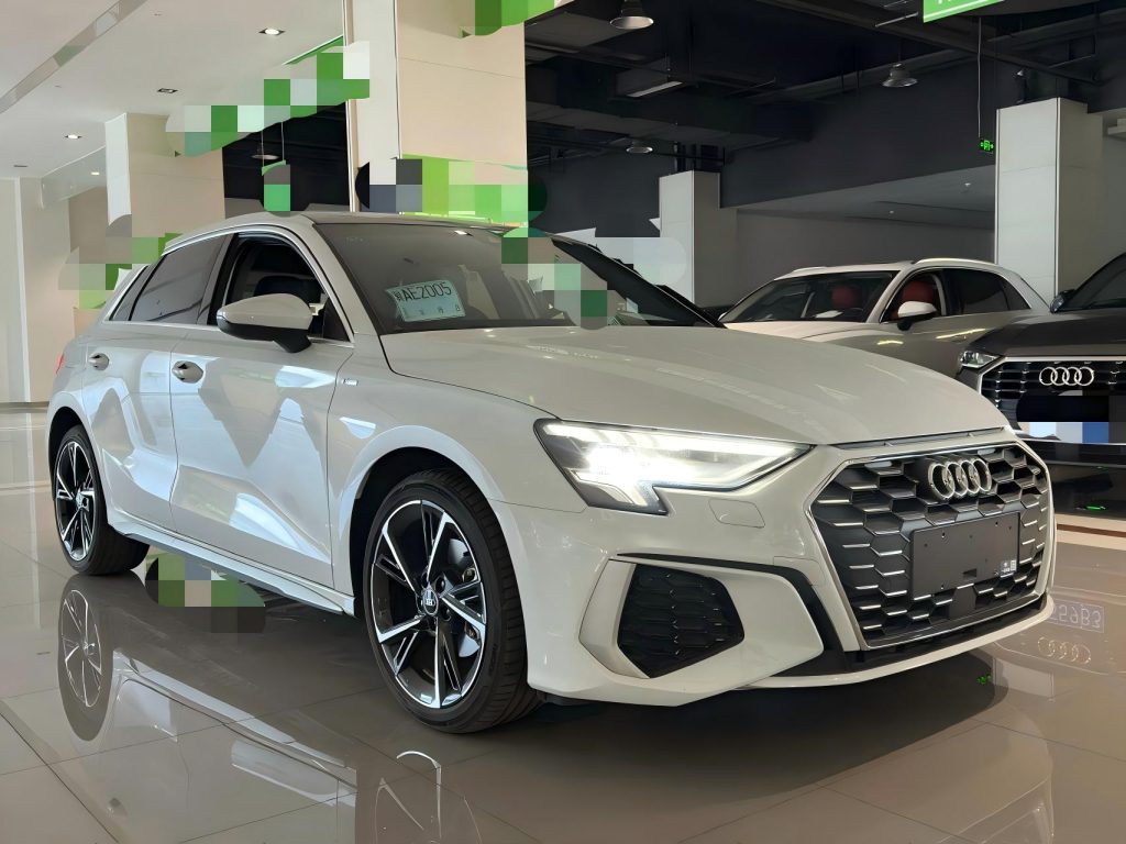 Audi A3 Белый 2022 Sportback 35 TFSI Спортивный стиль - Huishida Trading
