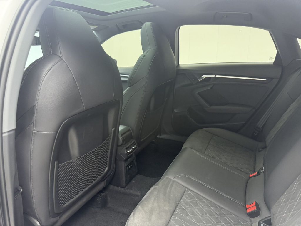 Audi A3 2022 A3L Limousine 35 TFSI Luxury Sport - Huishida Trading