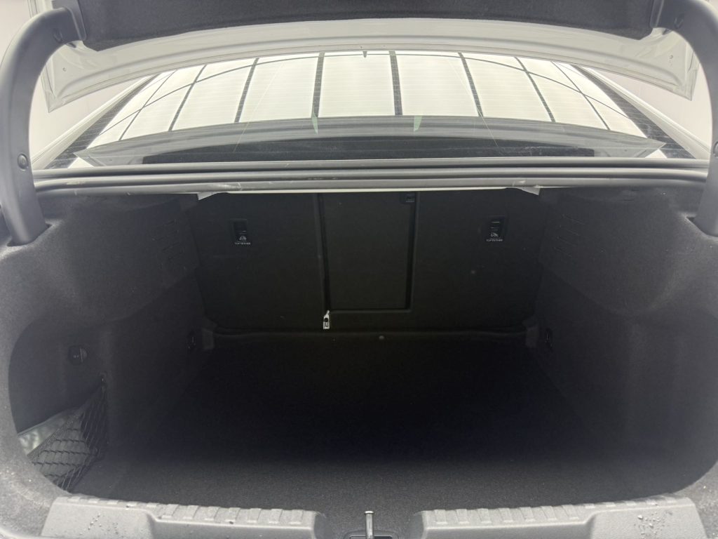 Audi A3 2022 A3L Limousine 35 TFSI Luxury Sport - Huishida Trading