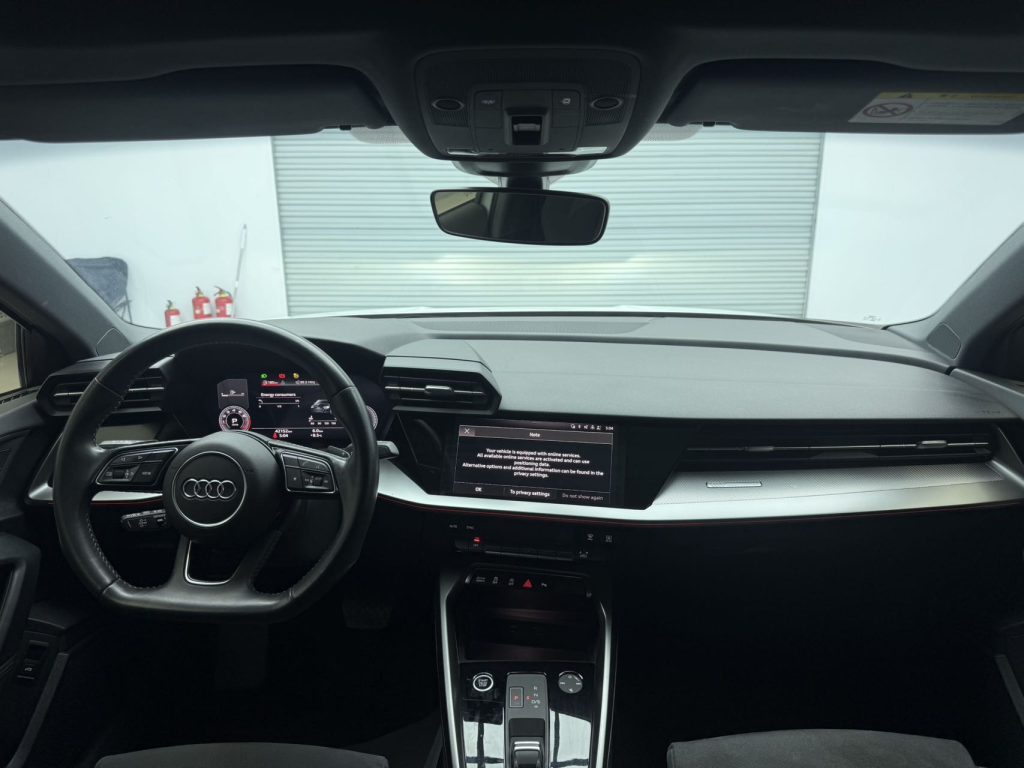 Audi A3 2022 A3L Limousine 35 TFSI Luxury Sport - Huishida Trading