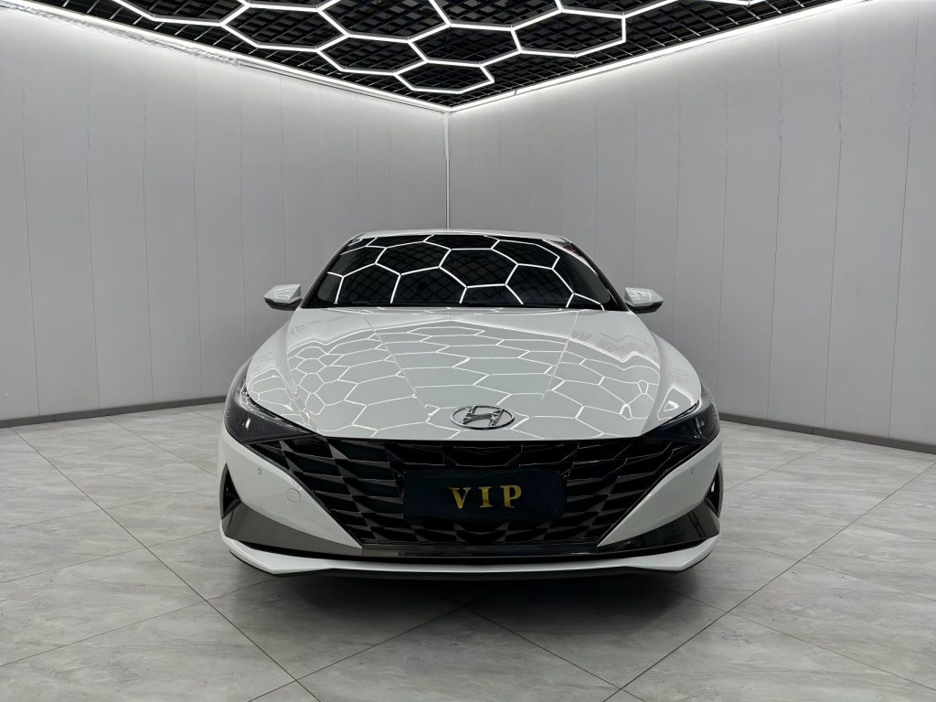 Hyundai Elantra 2022 года 1,5 л CVT GLX Elite Edition - Huishida Trading