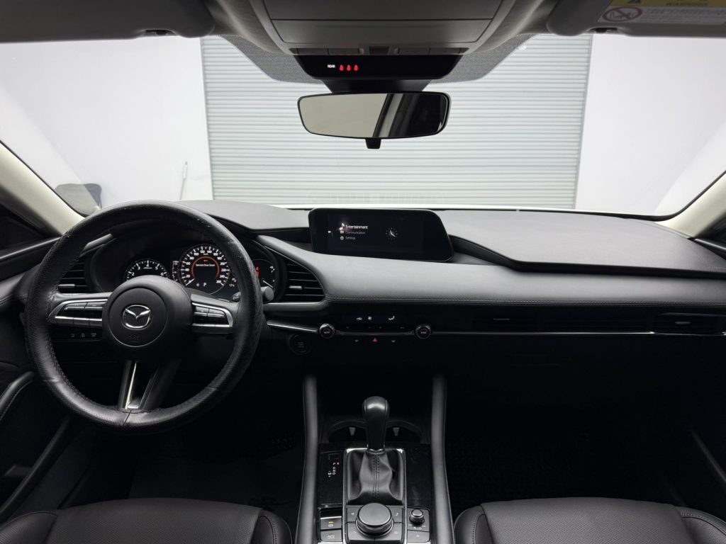 Mazda3 Axela 2021 2.0L Automatic Quality Edition - Huishida Trading