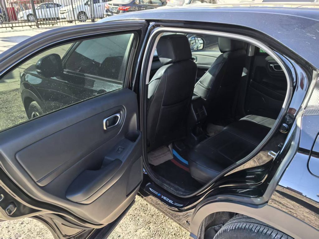 Honda Vezel 2023 1,5 л CVT Technology Edition - Huishida Trading